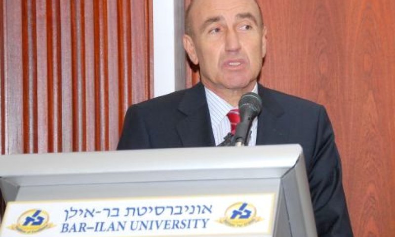 צ'לקול. להבין את תפקיד טורקיה בעולם [צילום: משולם לוי ]