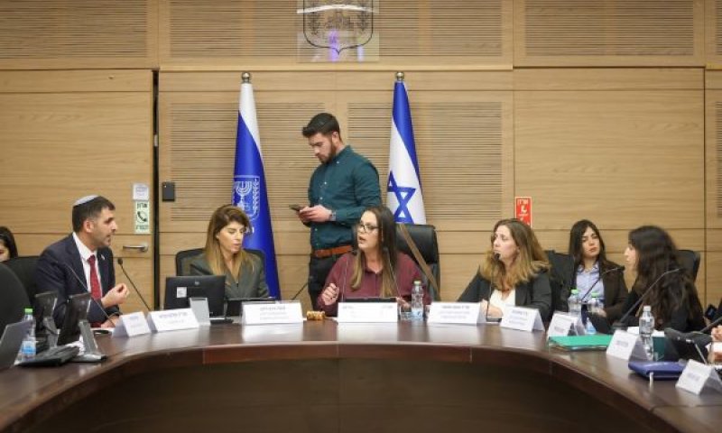 ועדת התקשורת מתלבטת בהרכב המועצה [צילום: נועם מושקוביץ/דוברות הכנסת]