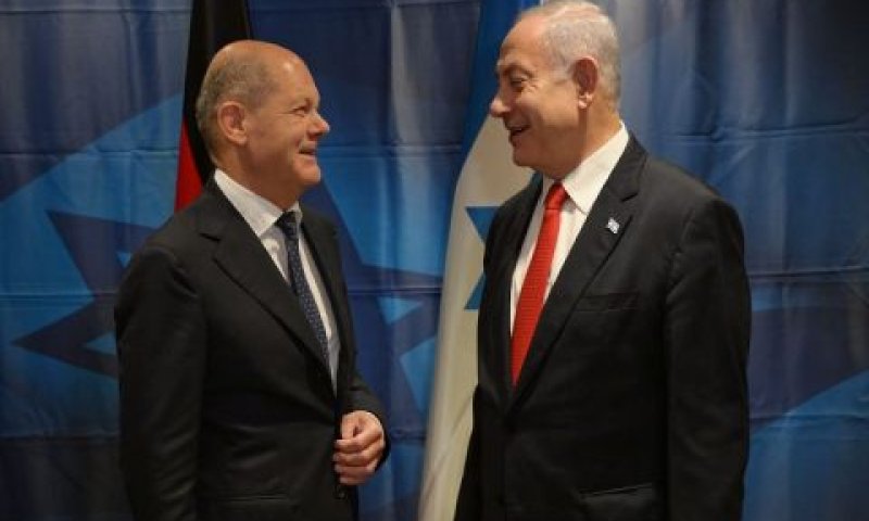 נתניהו ושולץ בפגישתם [צילום: אבי אוחיון/לע"מ]