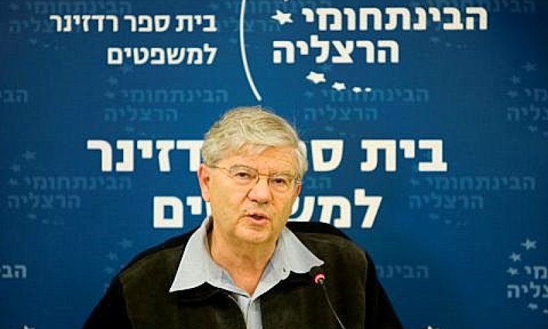 ברק בבינתחומי הרצליה [צילום: כפיר בולוטין]