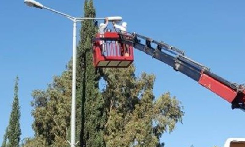 החלפת גופי התאורה באזור התעשיה של קרית שמונה