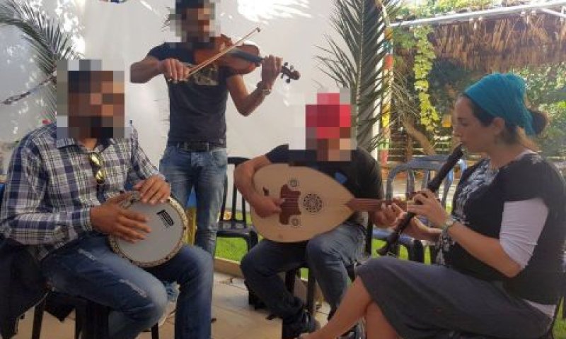 התמונה מעוררת הסערה [צילום: עודד רביבי]