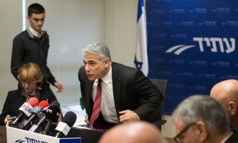לפיד. אין עתיד בלעדיו? [צילום: יונתן זינדל/פלאש 90]