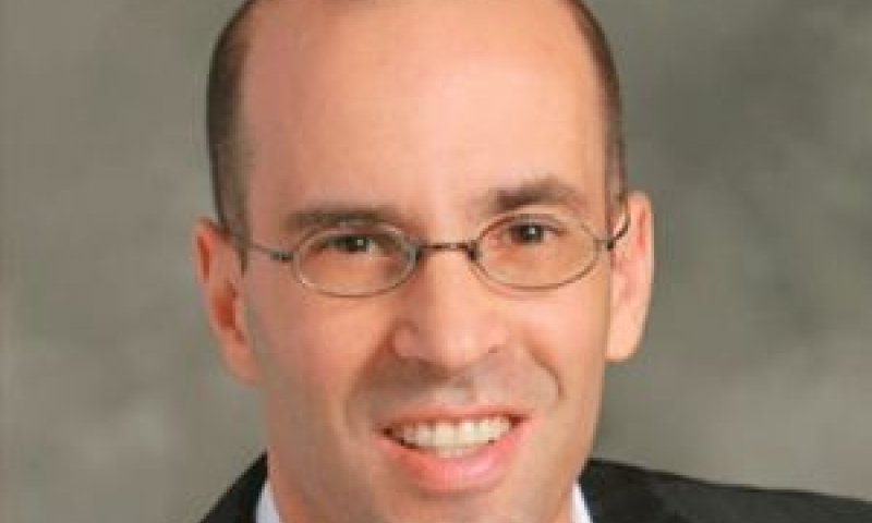 אדם צ'זנוף [צילום: קבוצת סבן - האתר הרשמי]