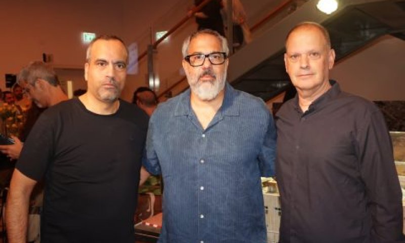 גיל עומר, ליאור לנדנברג, גולן יוכפז בכנס התוכן של התאגיד [צילום: רפי דלויה]