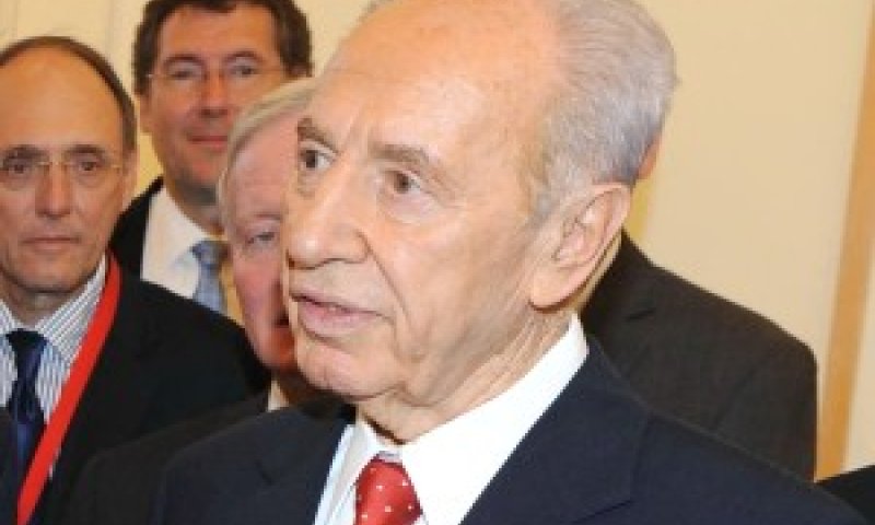 הנשיא פרס בפגישה עם חברי הקונגרס [צילום: יוסף אבי / יאיר אנגל]