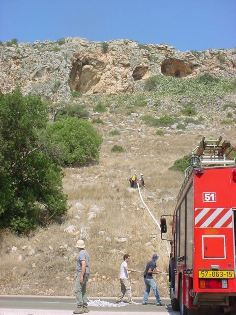 מכבי האש מעלים את המים [צילום: מערך תקשורת אוניברסיטת חיפה]