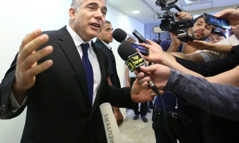 לפיד. שינוי היסטורי [צילום: פלאש 90]