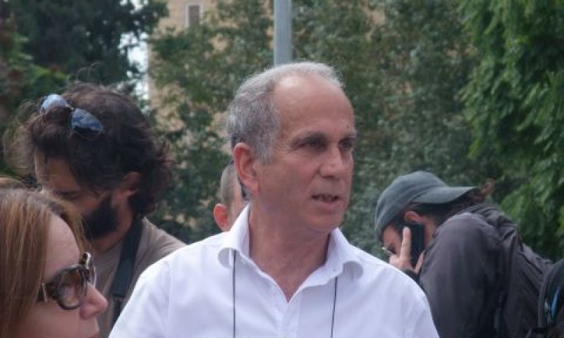 אדרת. "לא יעלה על הדעת"