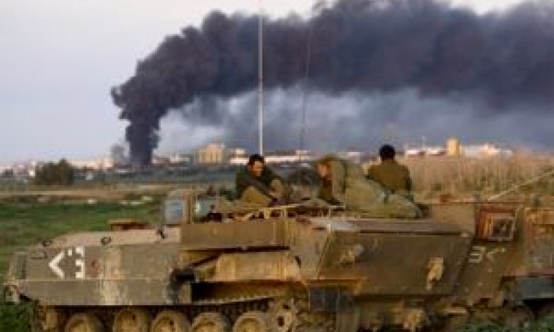 עופרת יצוקה. במלחמה יש הרוגים כתוצאה מטעויות [צילום: AP]