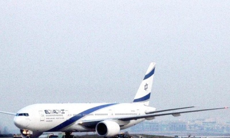 מטוס אל-על מבצע נחיתת חירום [צילום: דוברות מד"א]