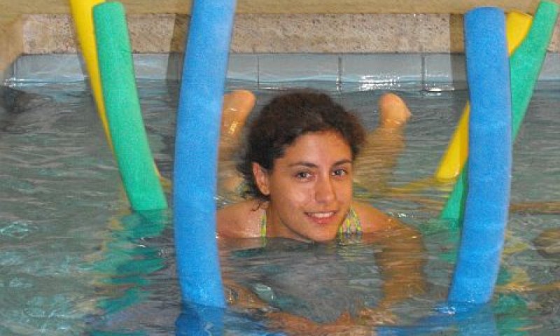 יסמין בבריכה הטיפולית [צילום: דוברות בית חולים לוינשטיין]
