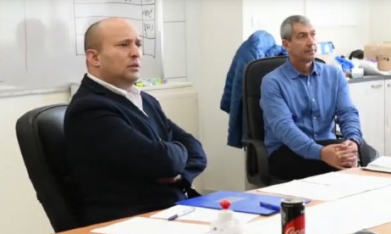 בנט. מתקפה נגד נתניהו [צילום: טל עוז/משרד הביטחון]