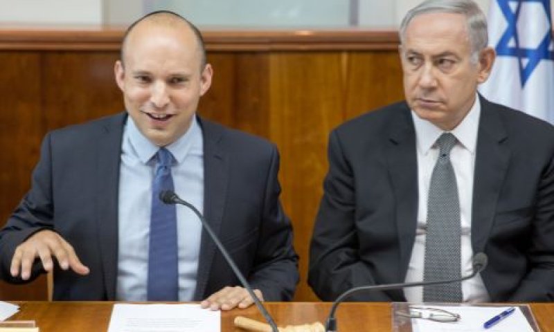 נתניהו ובנט. הזדמנות לעקוץ [צילום: אמיל סלמאן/פול/פלאש 90]