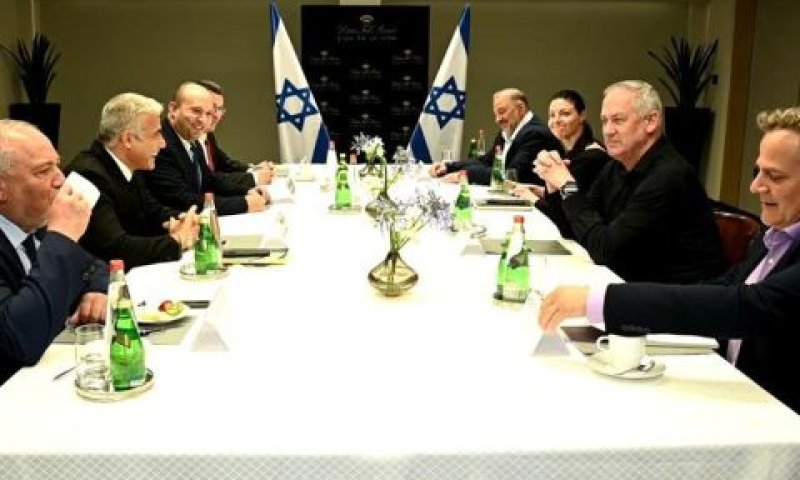 מפגש ראשי גוש השינוי אתמול במלון דן בתל אביב [צילום: רענן כהן]