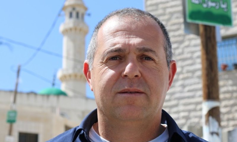 נעים. יחסי שכנות טובים [צילום: איציק וולף]