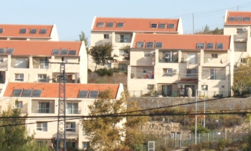 בתי האולפנה. בנייה שלא לפי התכניות [צילום: איציק וולף]