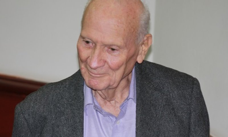 שמגר. זכרונות ויום הולדת [צילום: איציק וולף]