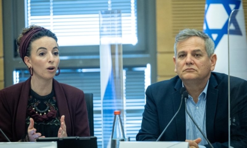 ניצן הורוביץ ועידית סילמן. ניסיון לגישור [צילום: יונתן זינדל, פלאש 90]