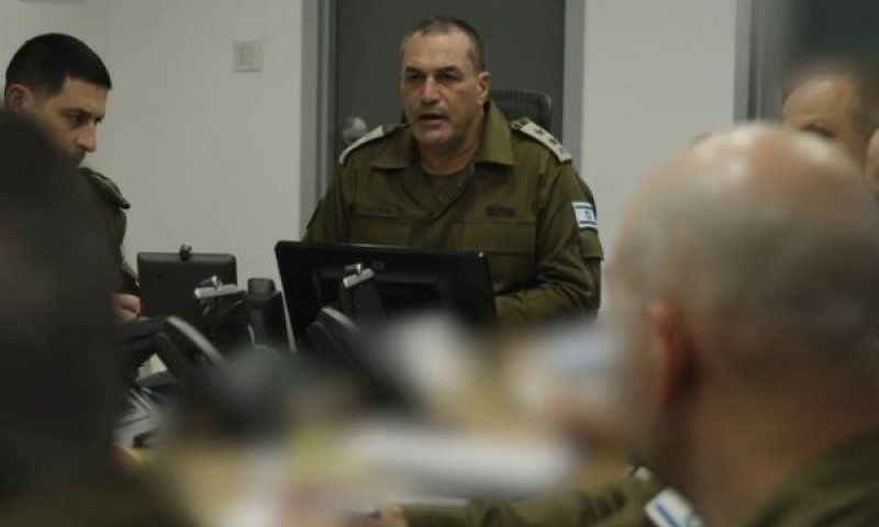 הרמטכ"ל זמיר. נגבה מחיר מחיזבאללה [צילום: דובר צה"ל]
