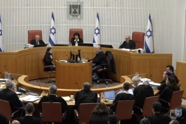 שטיין, ברק-ארז ומינץ בדיון היום [צילום: לע"מ, הרשות השופטת]