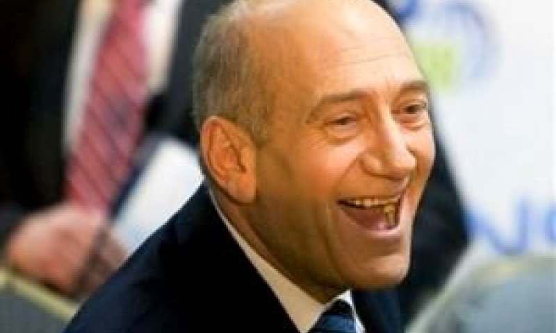 אולמרט. הצליח לדחות את השימוע [AP]