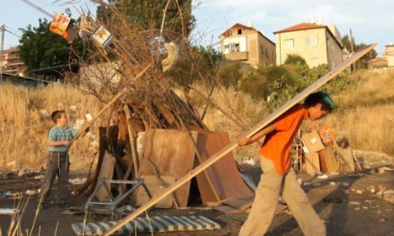 הקבלנים מעדיפים להיפרד ממאה אלף שקל [צילום: פלאש 90]