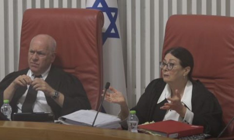 חיות ופוגלמן. יחליף לכל היותר לשנה [צילום: לע"מ, הרשות השופטת]