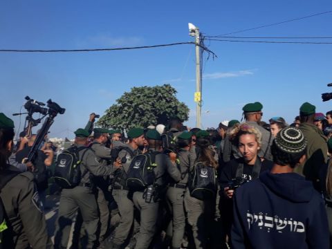 [צילום: מטה המאבק בנתיב האבות]