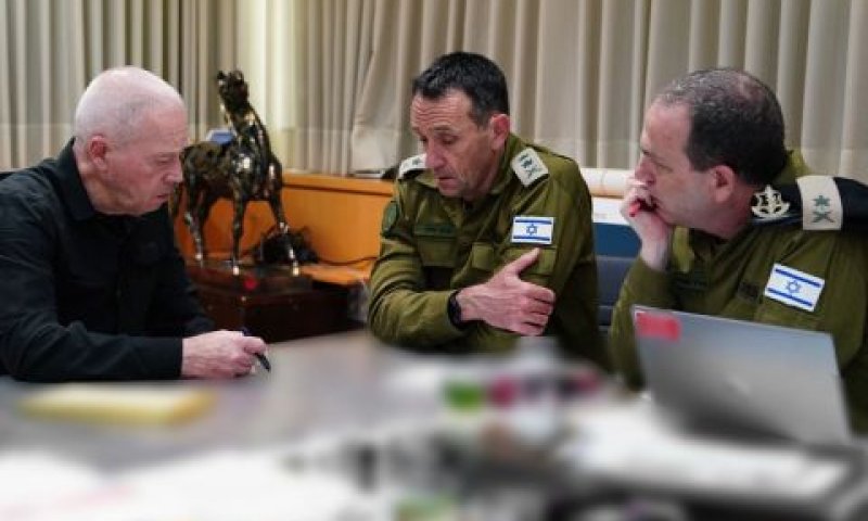 [צילום: תקשורת שר הביטחון]