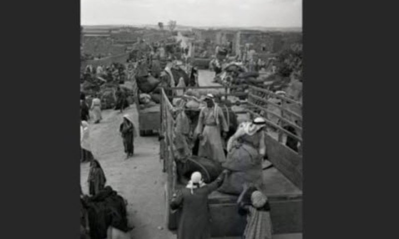 תושבי הכפר הערבי עיראק אל מנשייה עוברים לצד הירדני 1948 [צילום: ארכיון המדינה]