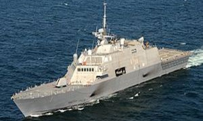 להגביר את מהירות הספינה [צילום: U.S Navy]