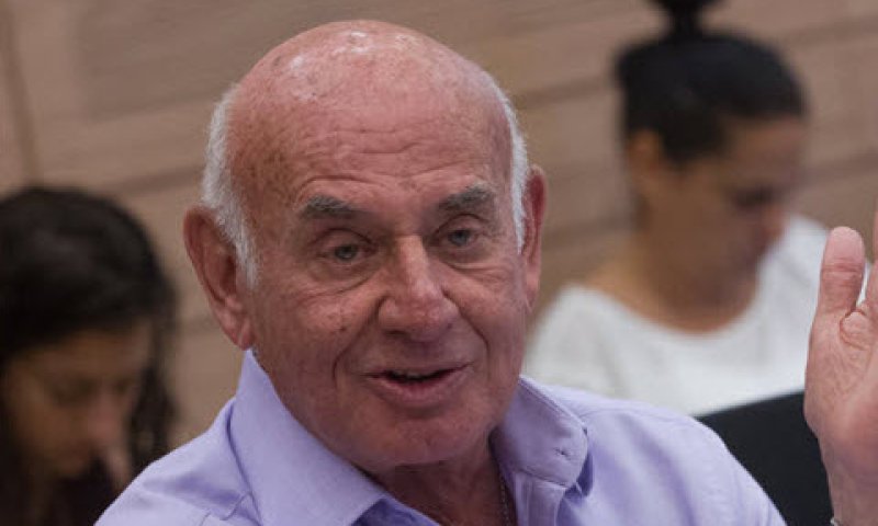 פרי. החברה לא "עבדה" [צילום: מרים אלסטר, פלאש 90]