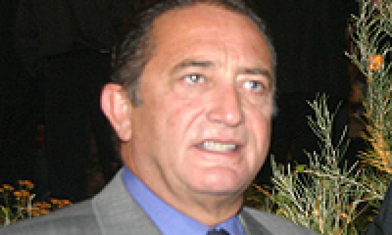 יוסי מימן. חברה בסיכון [צילום: בוצ&acute;צ&acute;ו]