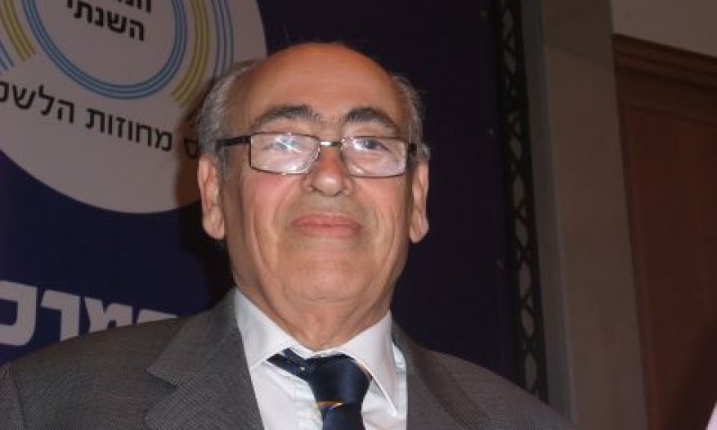 עו"ד בובליל. מו"מ עם המציעים [צילום: איתמר לוין]
