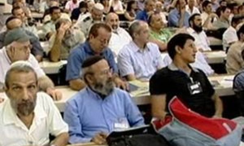 מתמודדי שלבי המיון של החידון [צילום: מן הטלוויזיה]