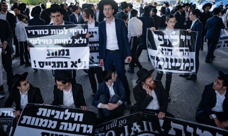 הגיוס השנה - מחצית מהיעד [צילום: אריק מרמור, פלאש 90]