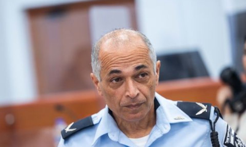 ברנור בעדותו במשפט נתניהו [צילום: יונתן זינדל, פלאש 90]