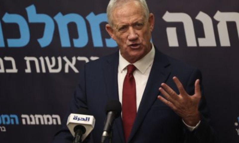 גנץ. ממליץ להיזהר בלשונו [צילום: יונתן זינדל/פלאש 90]
