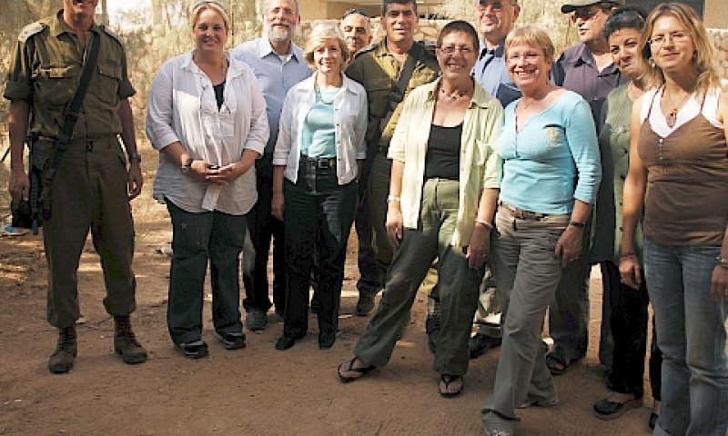 הרמטכ"ל והאלוף גנץ עם המנהלים [צילום: דו"צ]