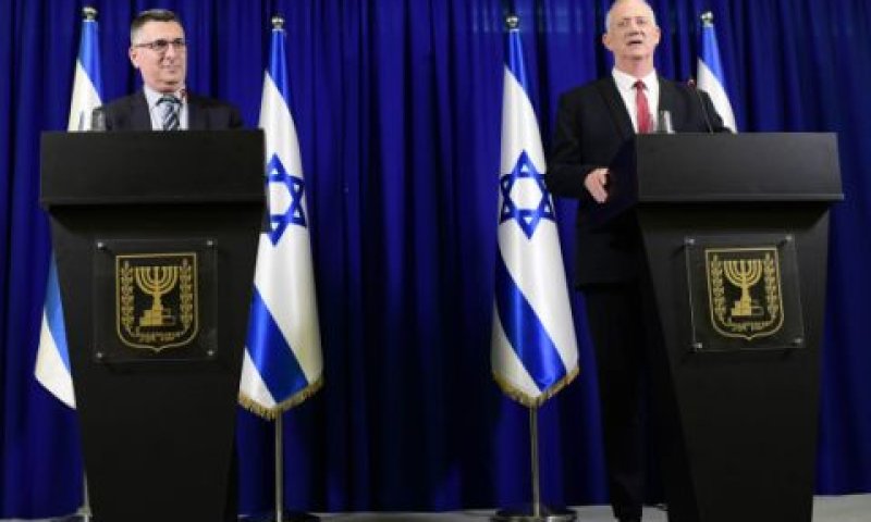 גנץ וסער. איחוד רשימות מכפיל את כוחן בסקרים [צילום: תומר נויברג/פלאש 90]