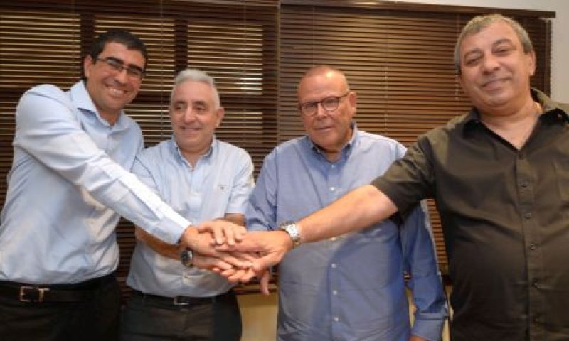 פרוספר בן חמו, ארנון בר-דוד, אלי גבאי וקובי בר-נתן [צילום: אגף הדוברות בהסתדרות]