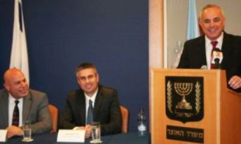 שטייניץ, אשר וארבלי [צילום: דוברות האוצר]