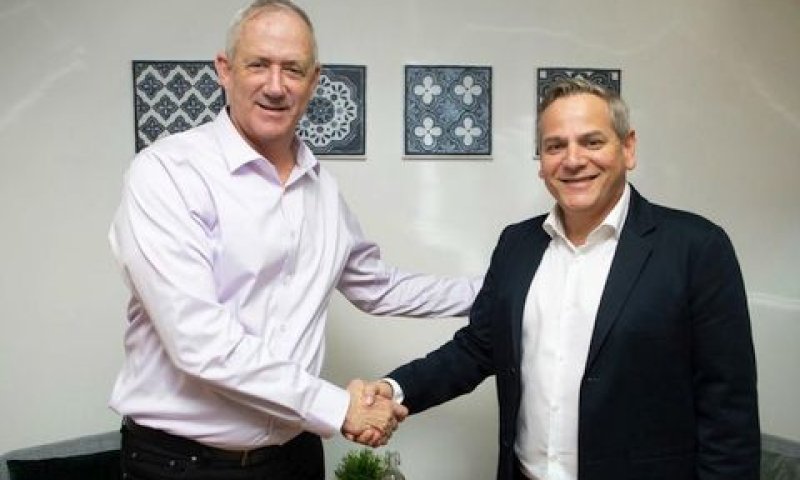 הורוביץ וגנץ בפגישתם היום [צילום: ליאור מזרחי]