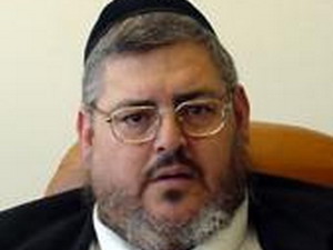 יהושע פולק. חשוד