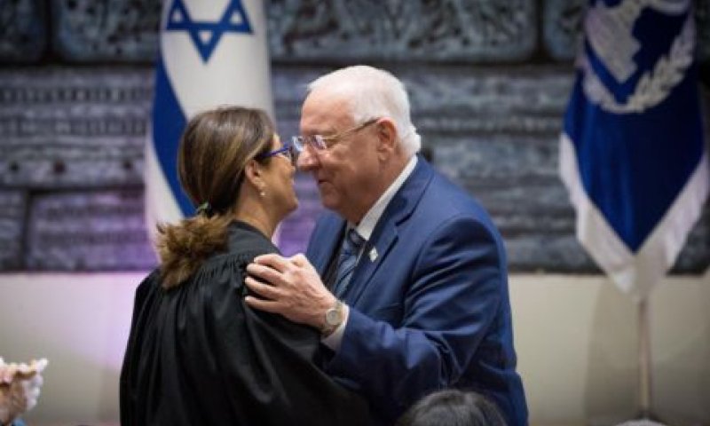 בלי עיתונאים [צילום: מרים אלסטר, פלאש 90]
