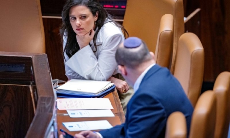 בנט ושקד בימים טובים יותר [צילום: אוליביה פיטוסי, פלאש 90]