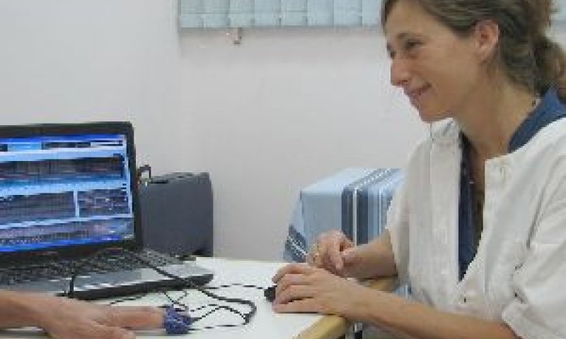 טל אלטוביה במהלך טיפול [צילום: דוברות הלל יפה]