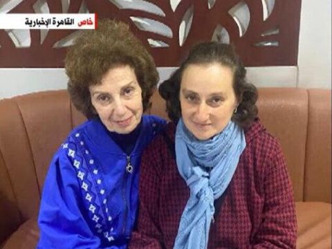 ילנה טרופנוב ואירנה טטי בידי הצלב האדום