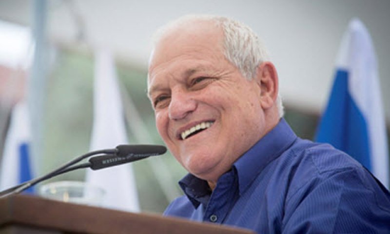 כץ. שני תיקים [צילום: מרים אלסטר, פלאש 90]